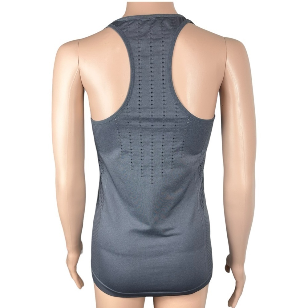 Fabletics Delta Seamless Racerback Tank 2 - Picture 6 of 8